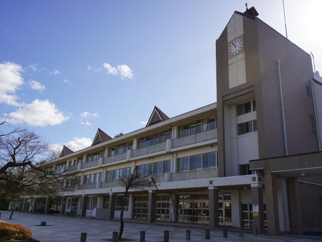 下石小学校